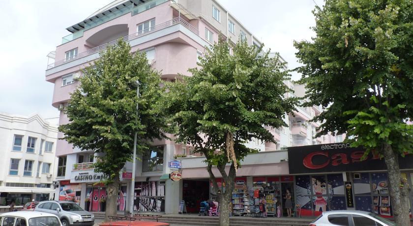 Apartments Nela Охрид Екстер'єр фото