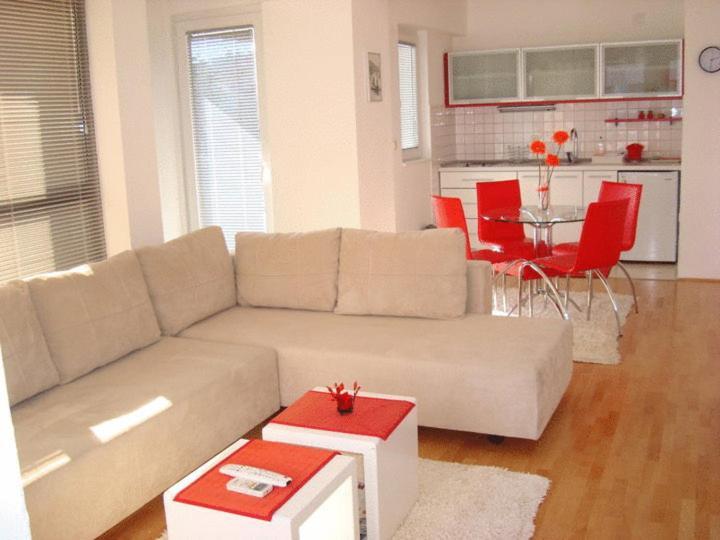 Apartments Nela Охрид Екстер'єр фото