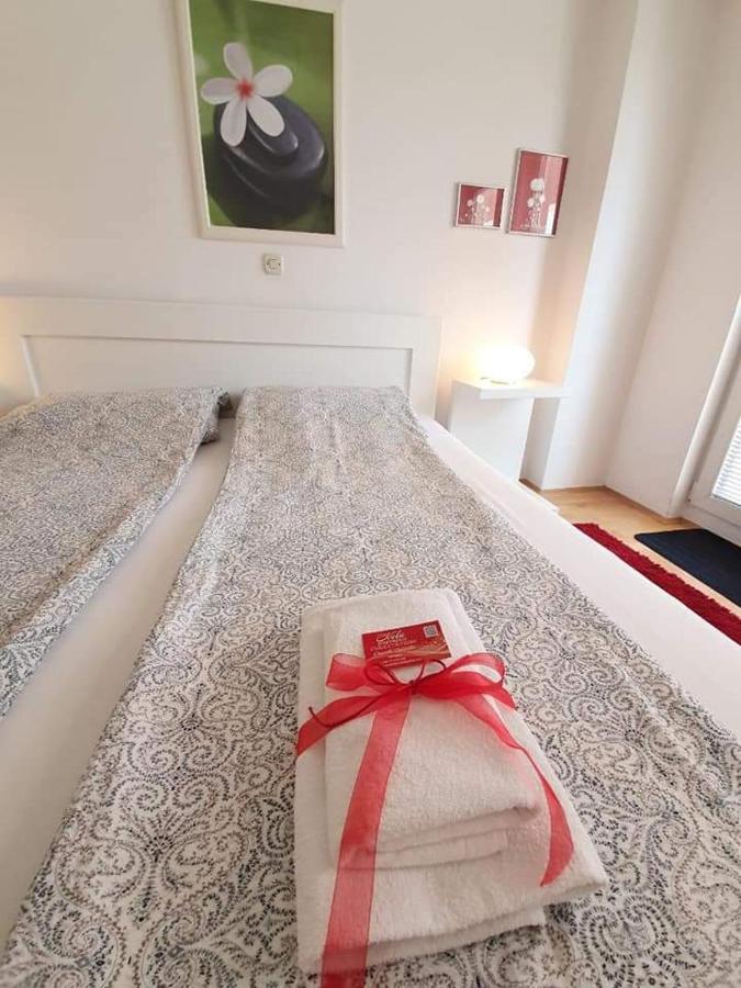 Apartments Nela Охрид Екстер'єр фото